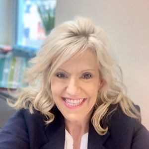 Meet your Posher, Nancy